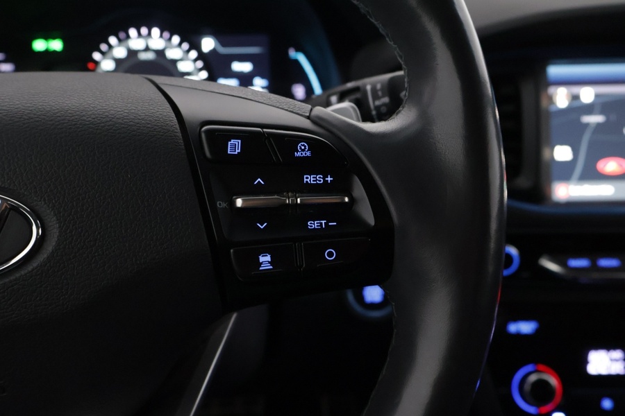 Hyundai IONIQ plug-in vaihtoauto