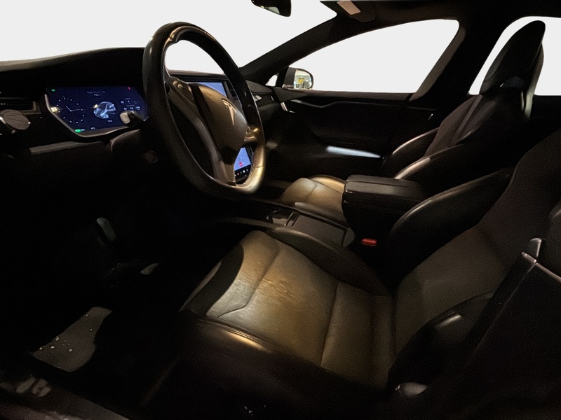 Tesla Model S vaihtoauto