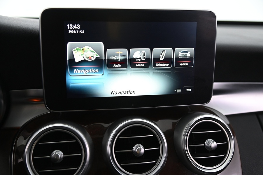 Mercedes-Benz C vaihtoauto