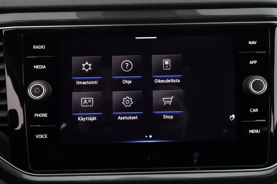 Volkswagen T-Roc vaihtoauto