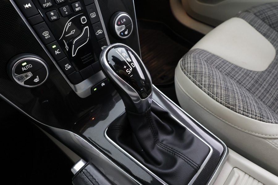 Volvo V40 Cross Country vaihtoauto