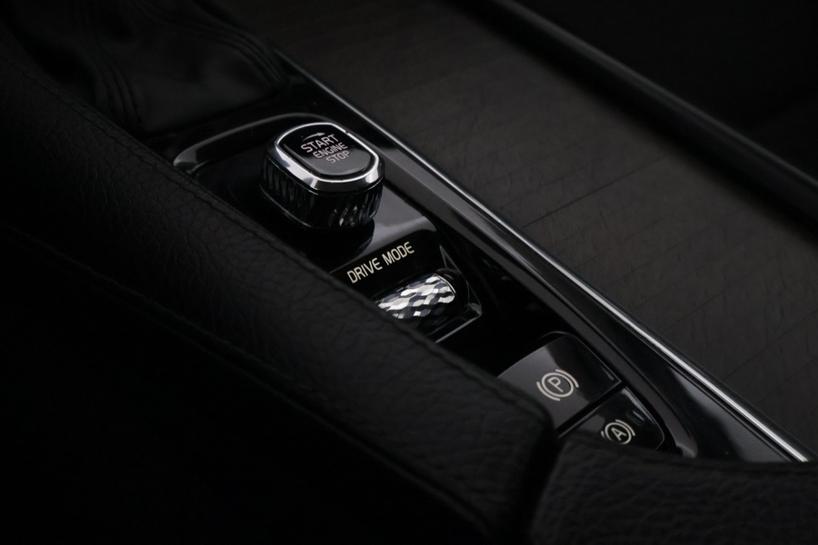 Volvo V90 Cross Country vaihtoauto