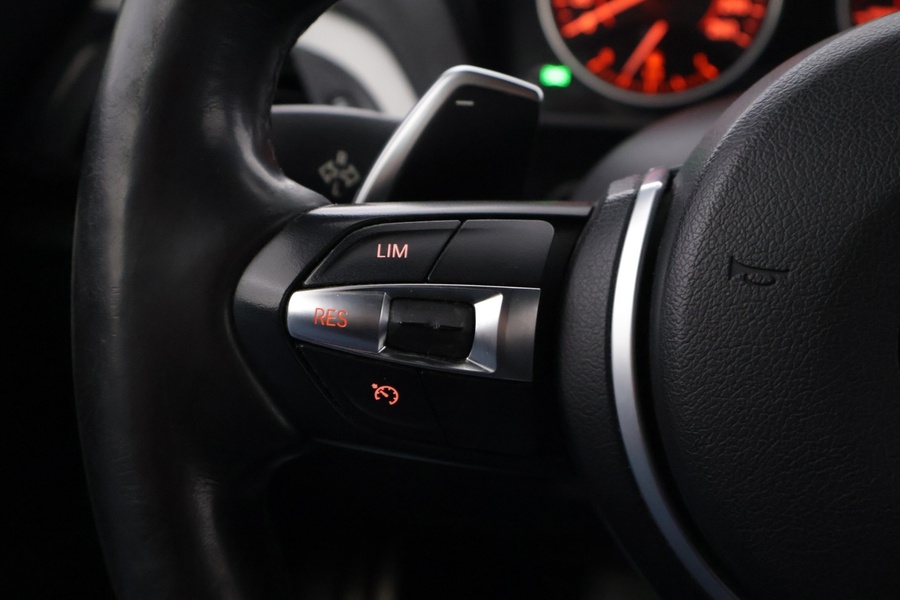 BMW M135i vaihtoauto