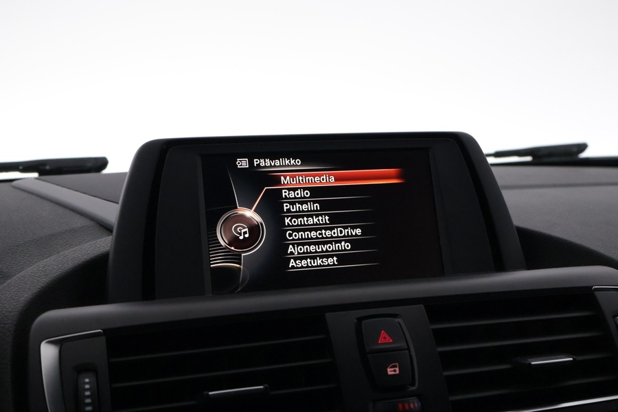 BMW M135i vaihtoauto