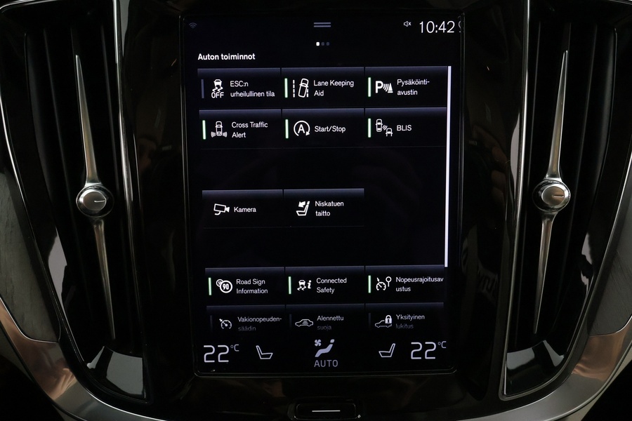 Volvo V60 Cross Country vaihtoauto