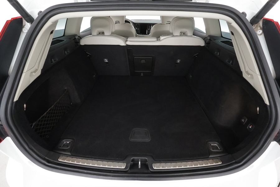 Volvo V60 Cross Country vaihtoauto