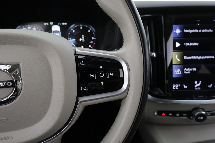 Volvo V60 Cross Country vaihtoauto