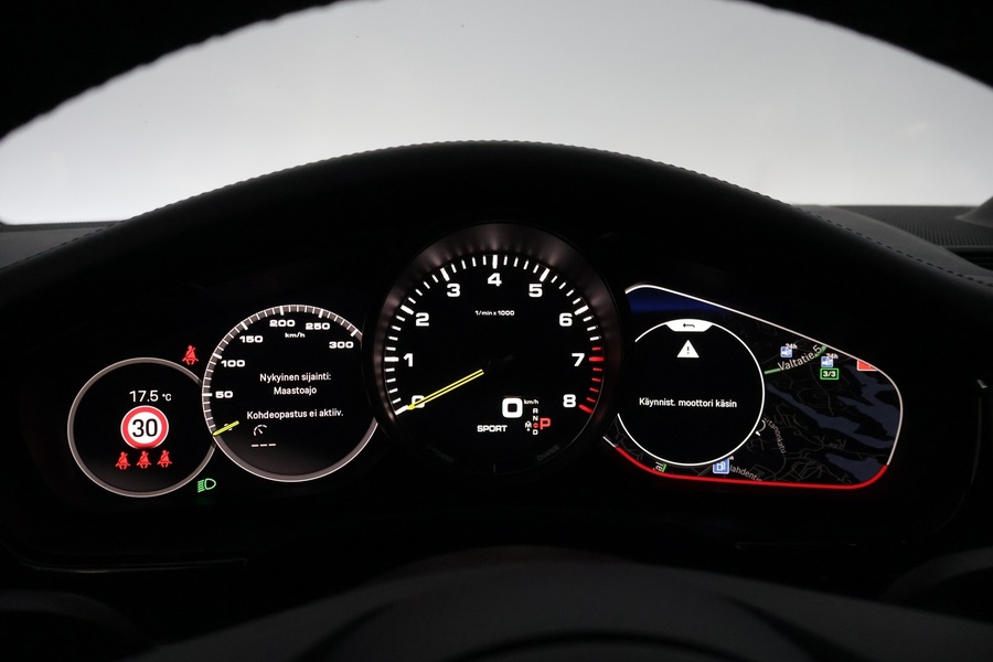 Porsche Panamera vaihtoauto