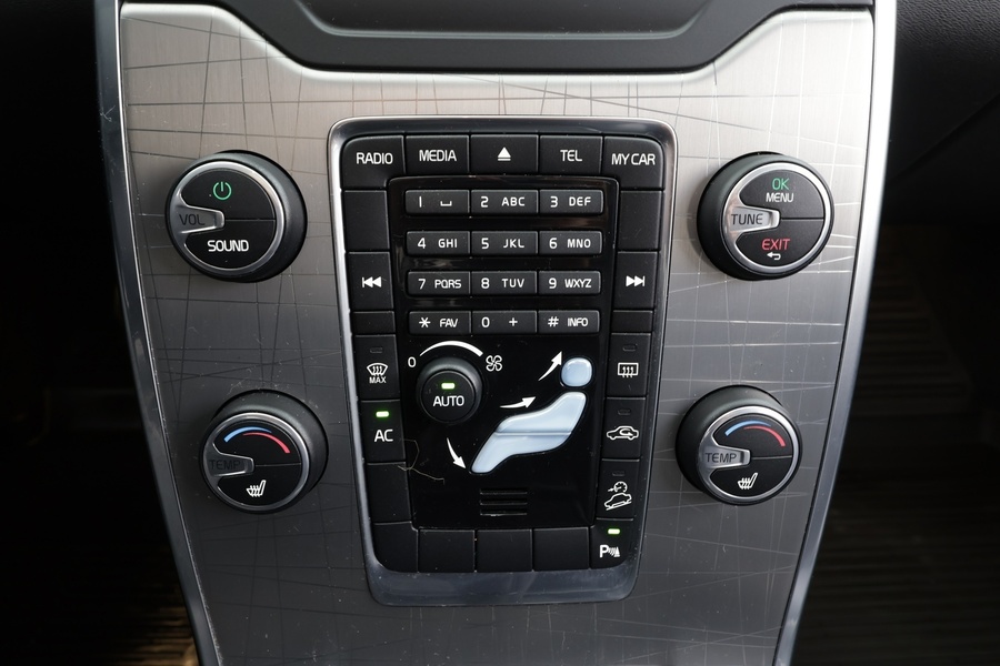 Volvo XC70 vaihtoauto