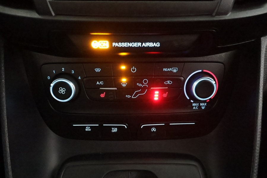 Ford Grand Tourneo Connect vaihtoauto