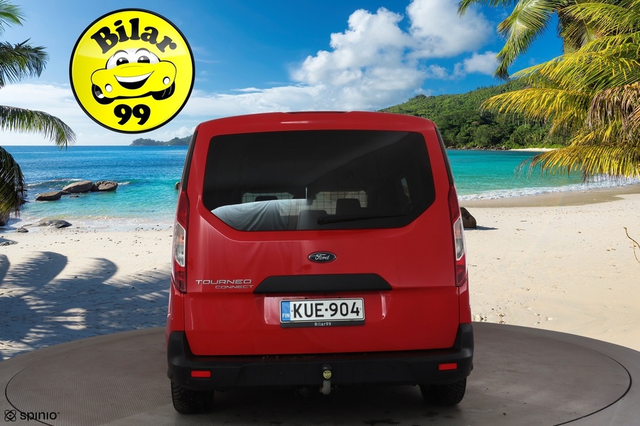Ford Grand Tourneo Connect vaihtoauto