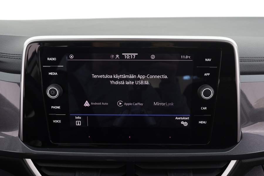 Volkswagen T-Roc vaihtoauto