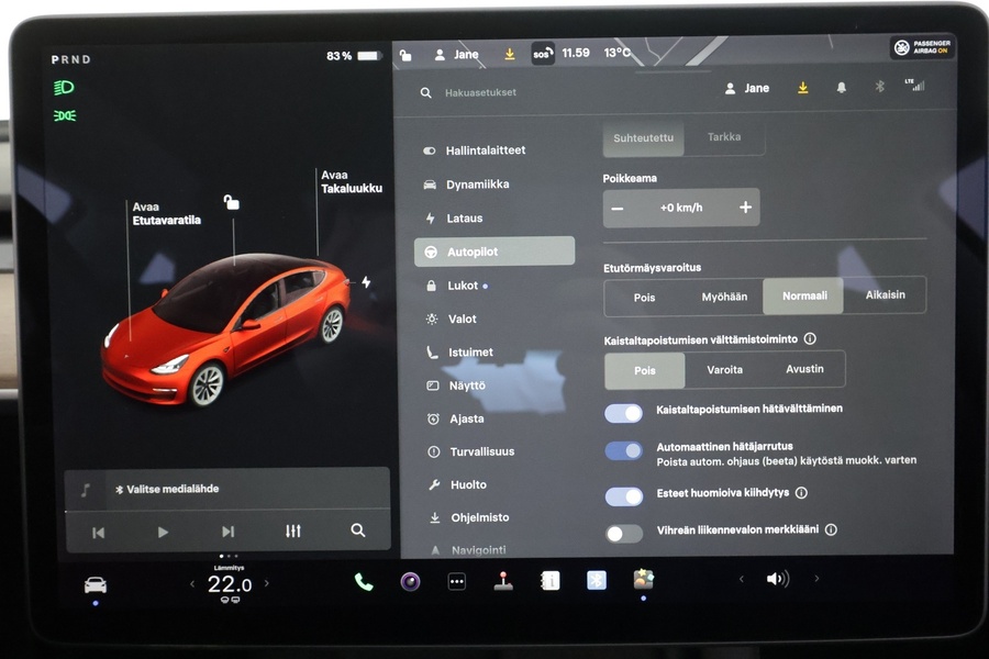 Tesla Model 3 vaihtoauto