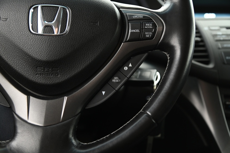 Honda Accord vaihtoauto