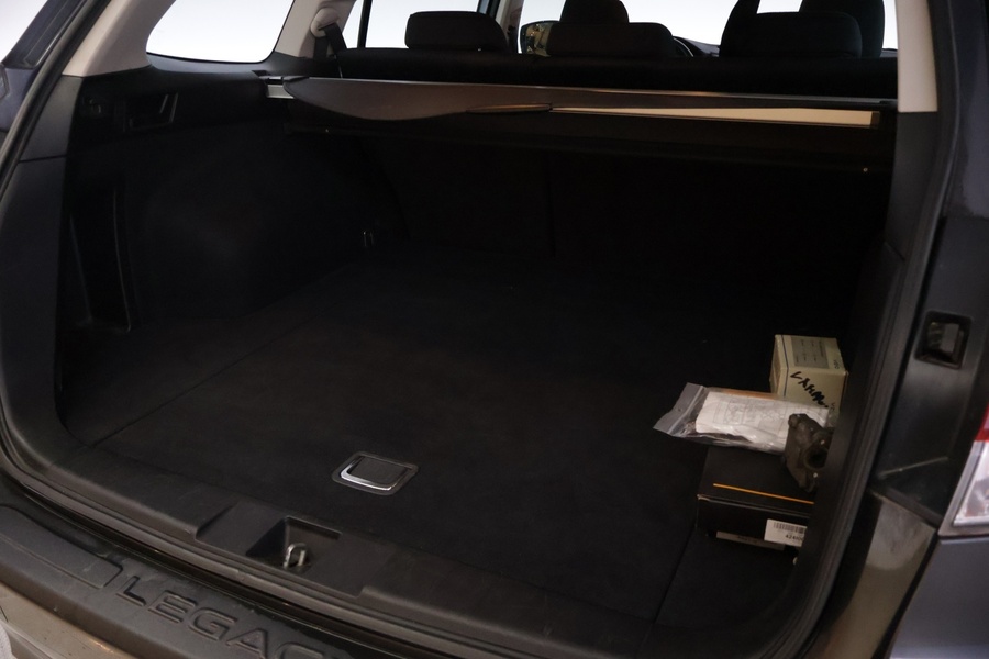 Subaru Legacy vaihtoauto