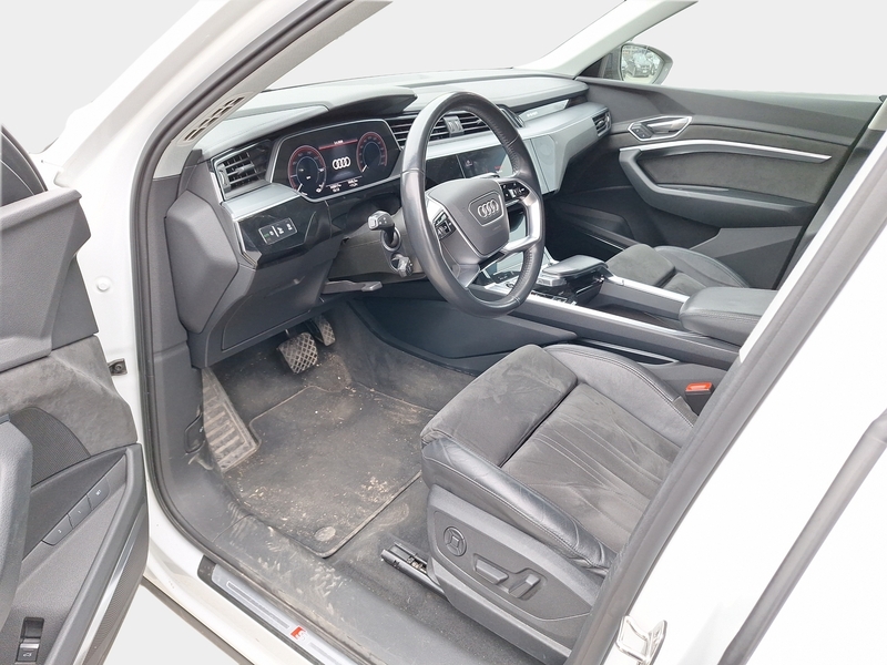 Audi e-tron vaihtoauto