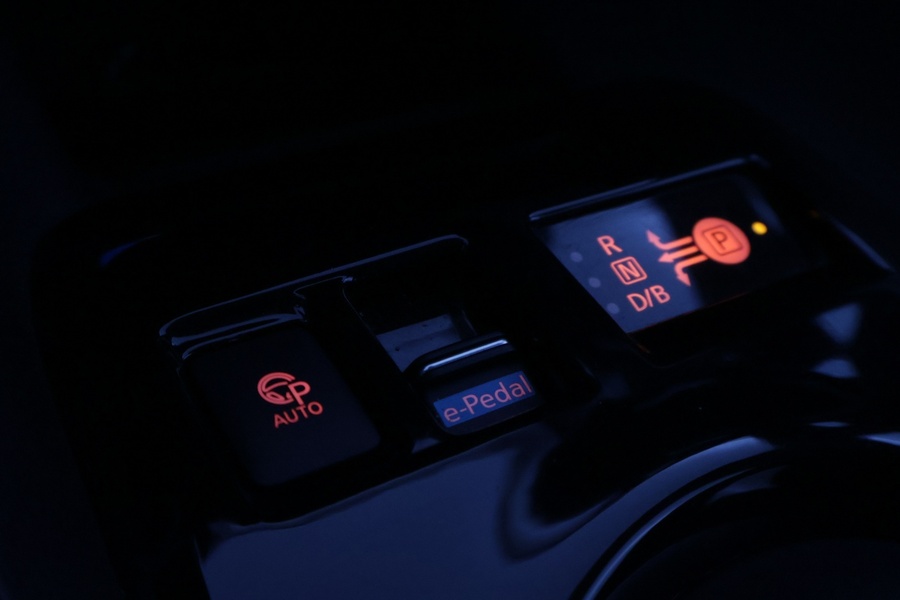 Nissan Leaf vaihtoauto