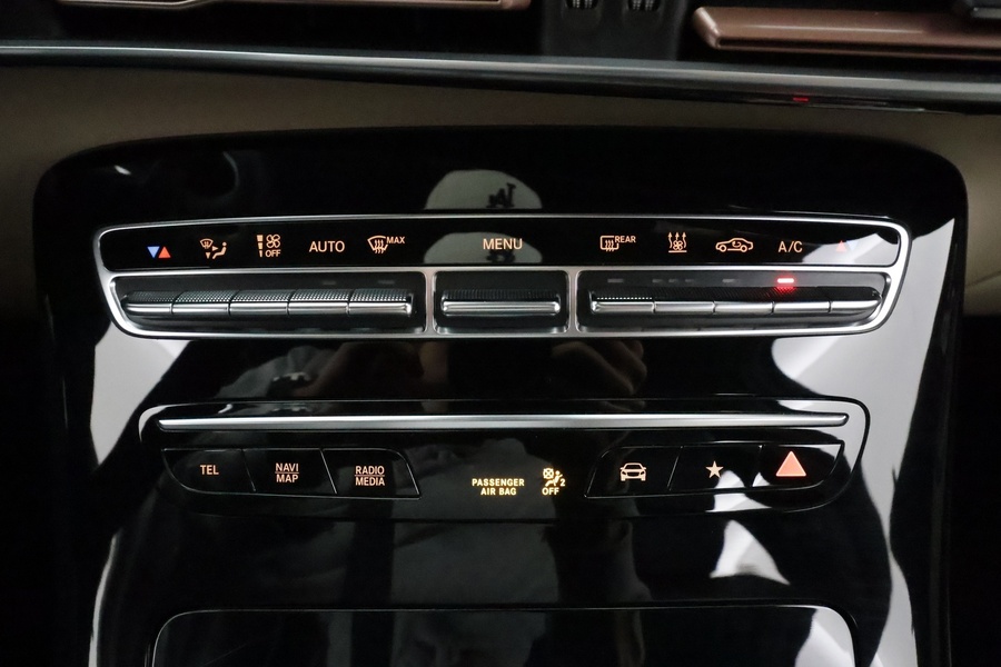 Mercedes-Benz EQC vaihtoauto