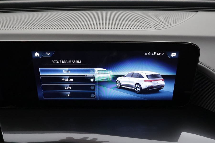 Mercedes-Benz EQC vaihtoauto
