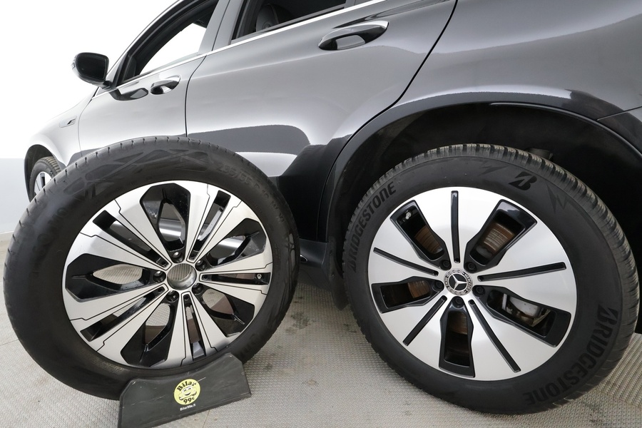 Mercedes-Benz EQC vaihtoauto