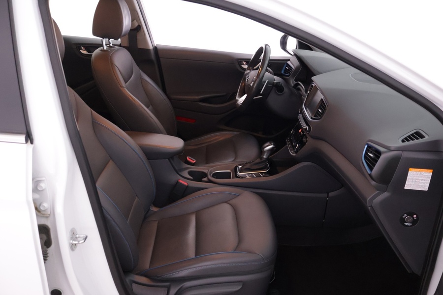 Hyundai IONIQ plug-in vaihtoauto