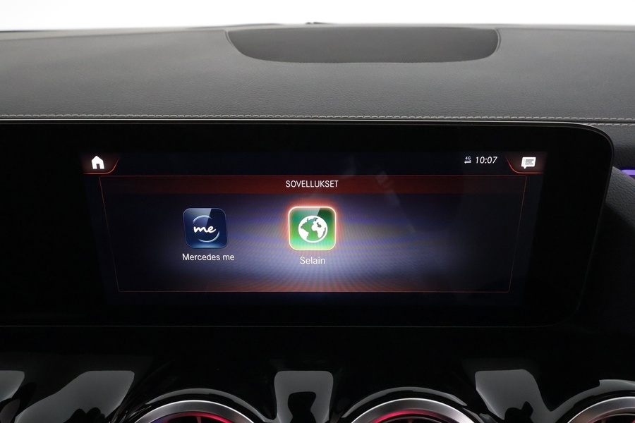 Mercedes-Benz GLA vaihtoauto