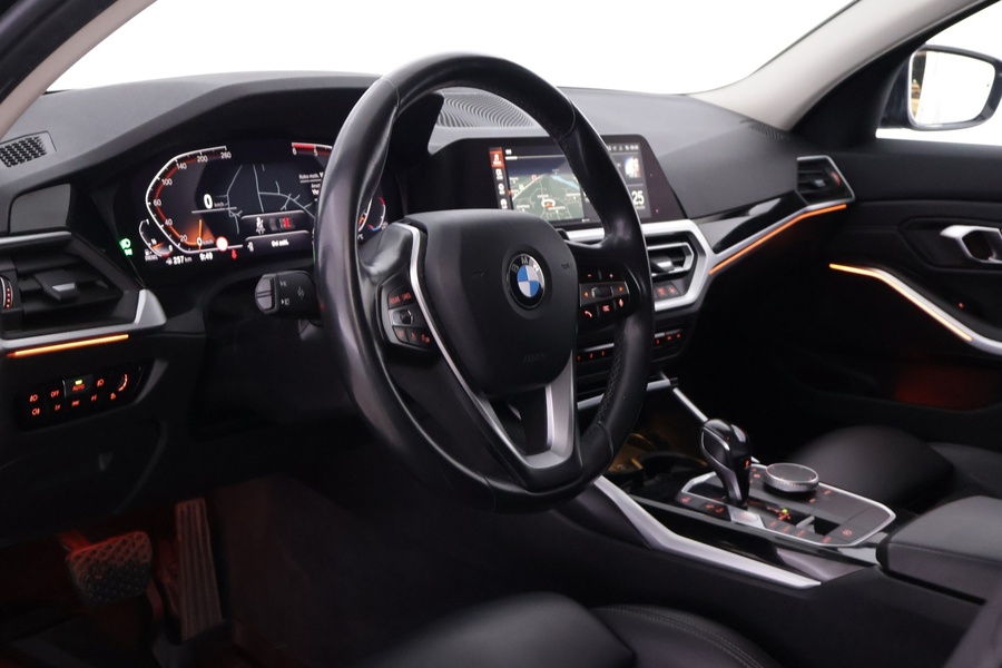 BMW 320 vaihtoauto