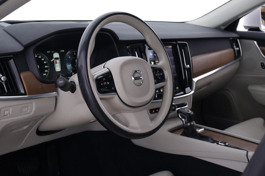 Volvo S90 vaihtoauto