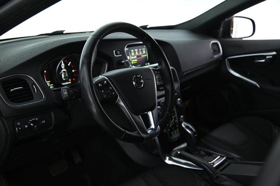Volvo V40 vaihtoauto