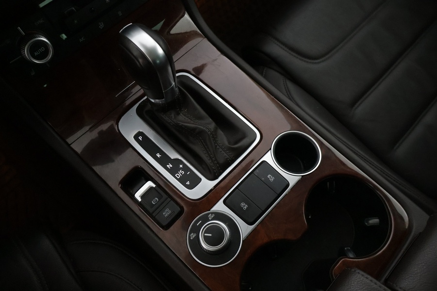 Volkswagen Touareg vaihtoauto