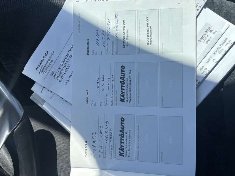 Volvo V60 vaihtoauto