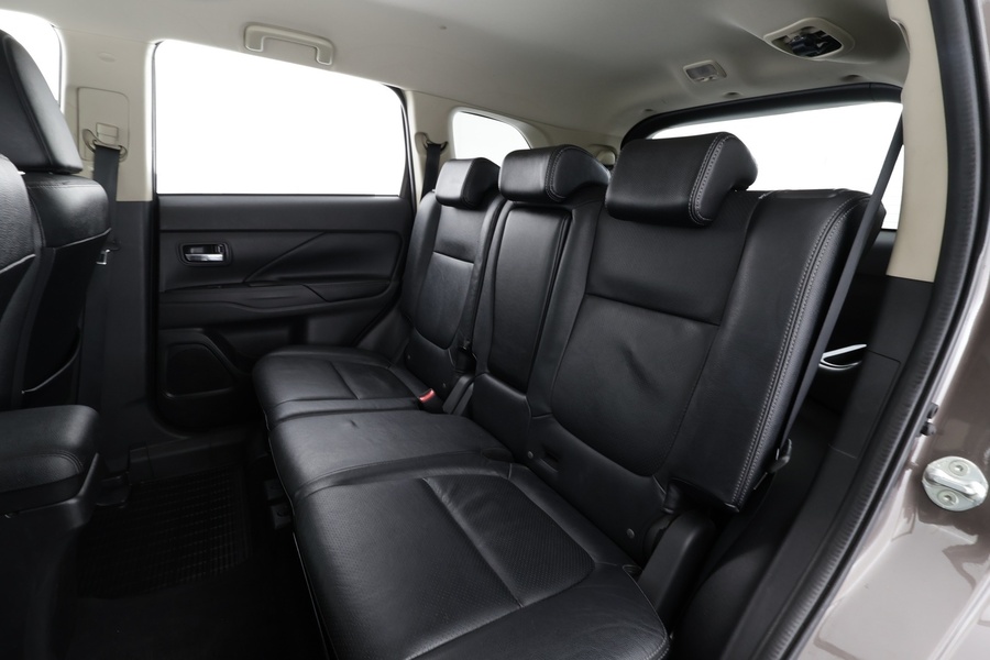 Mitsubishi Outlander vaihtoauto