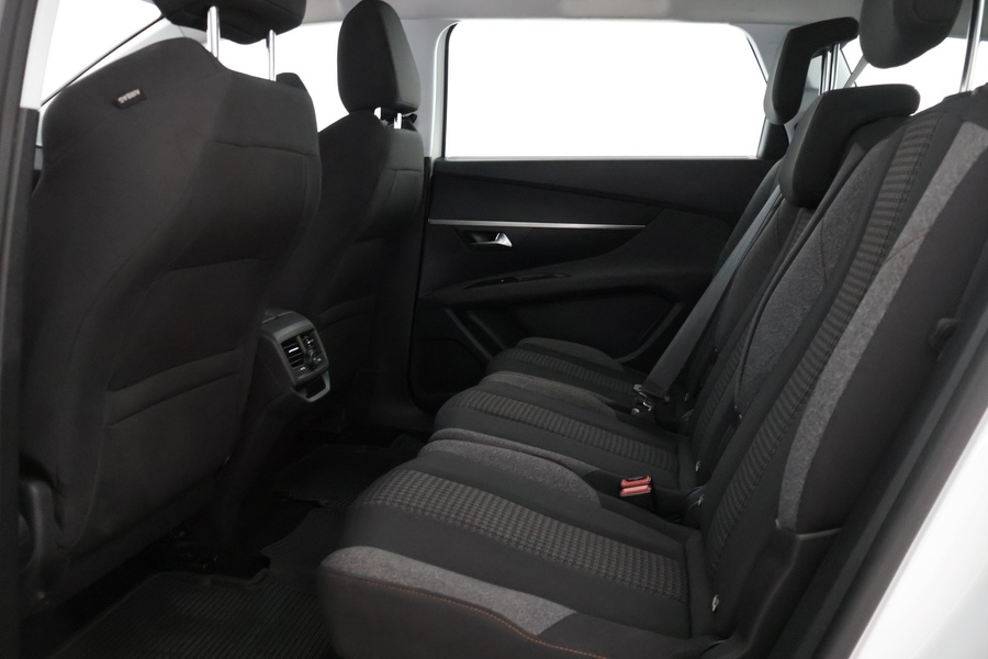 Peugeot 5008 vaihtoauto