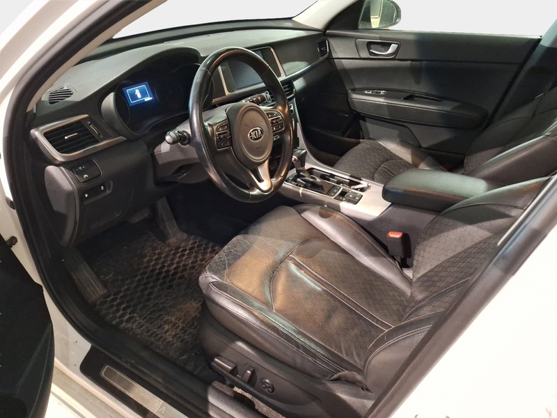 Kia Optima vaihtoauto
