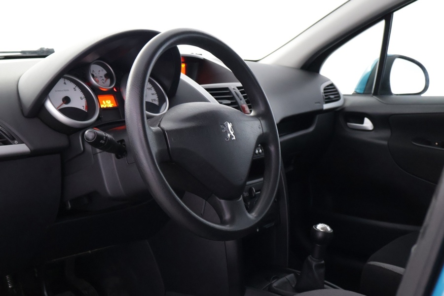 Peugeot 207 vaihtoauto