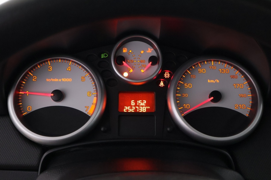 Peugeot 207 vaihtoauto