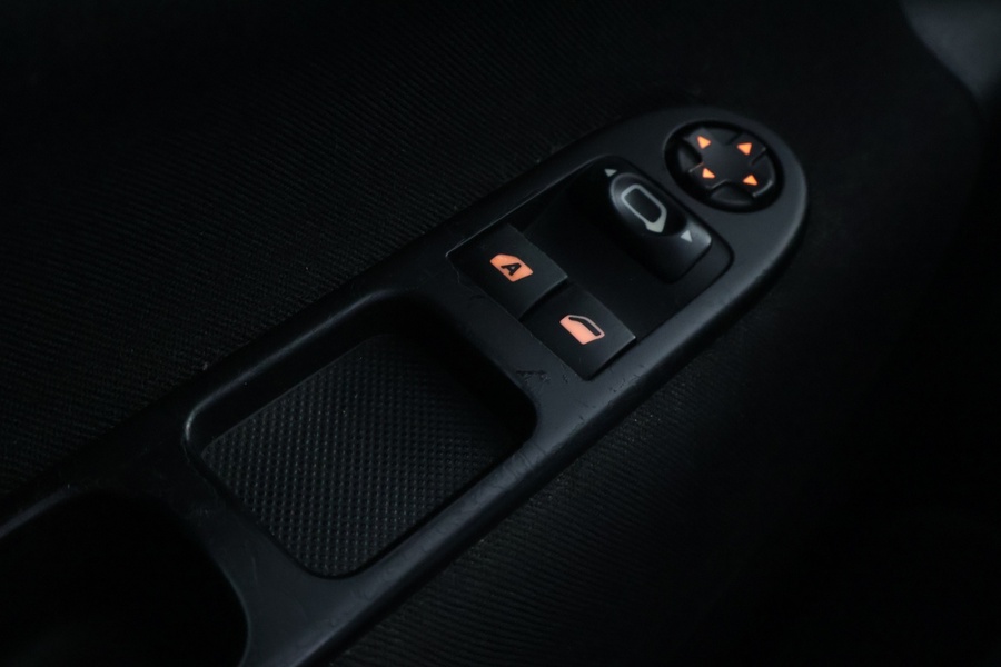 Peugeot 207 vaihtoauto