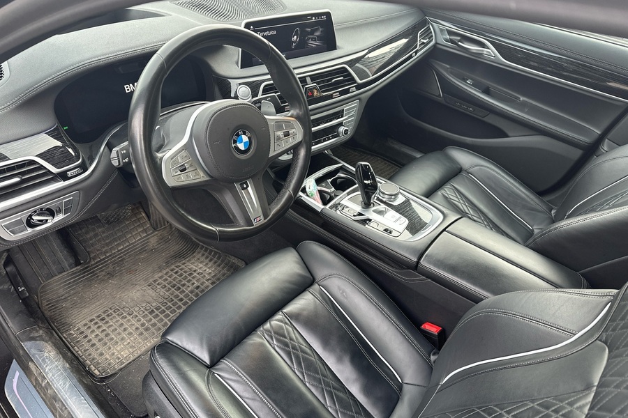 BMW 745 vaihtoauto