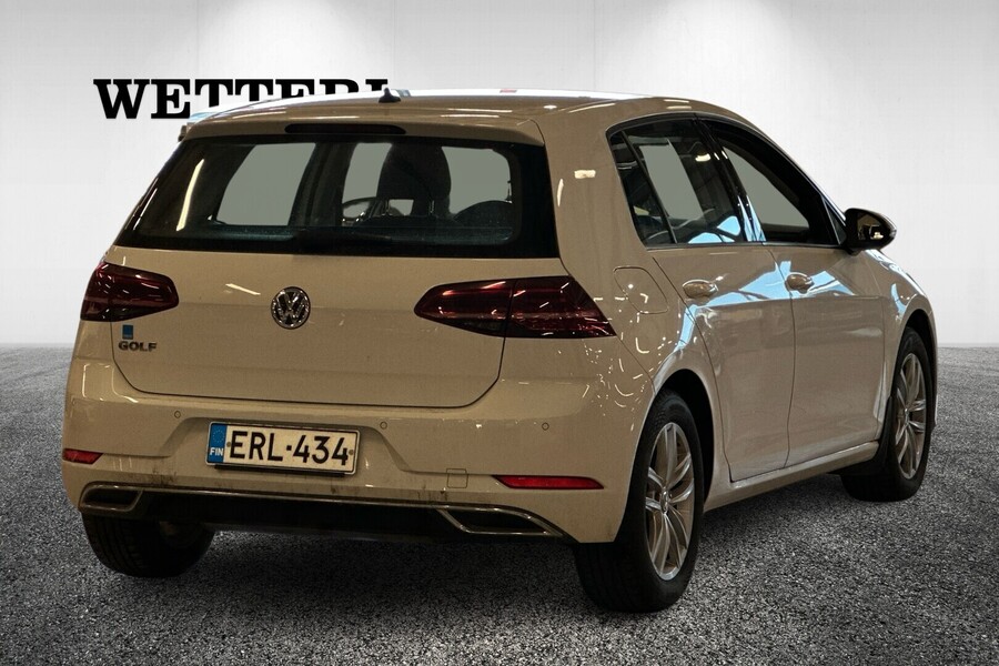 Volkswagen Golf vaihtoauto