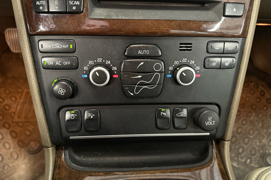 Volvo XC90 vaihtoauto