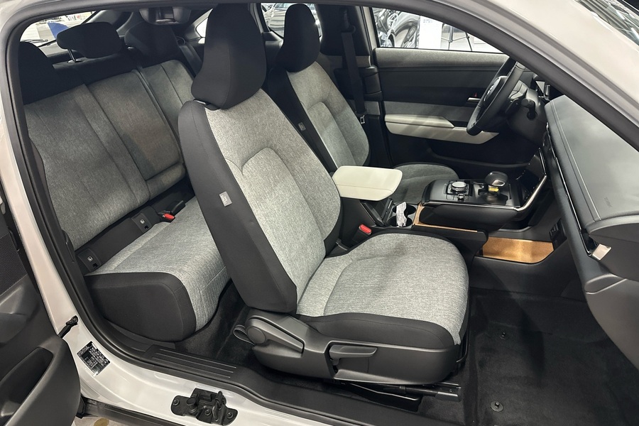 Mazda MX-30 vaihtoauto