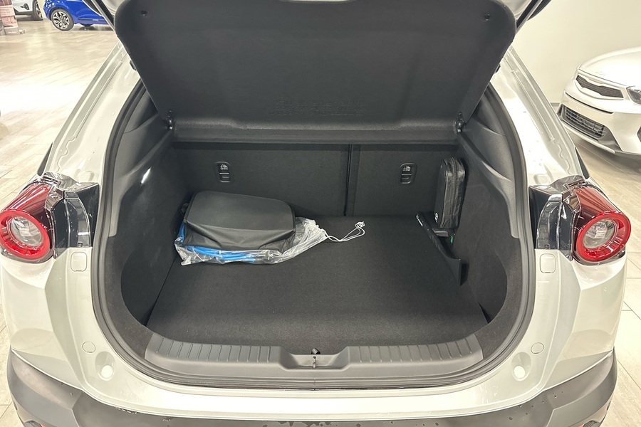 Mazda MX-30 vaihtoauto