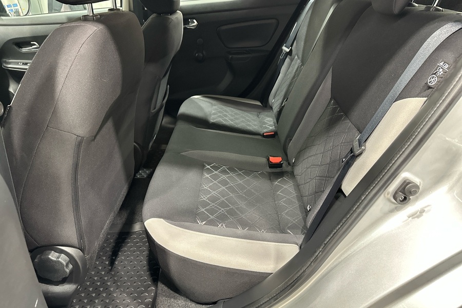 Nissan Micra vaihtoauto