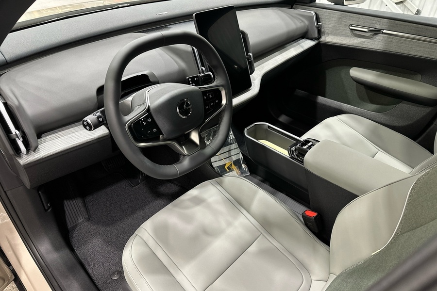 Volvo EX30 vaihtoauto