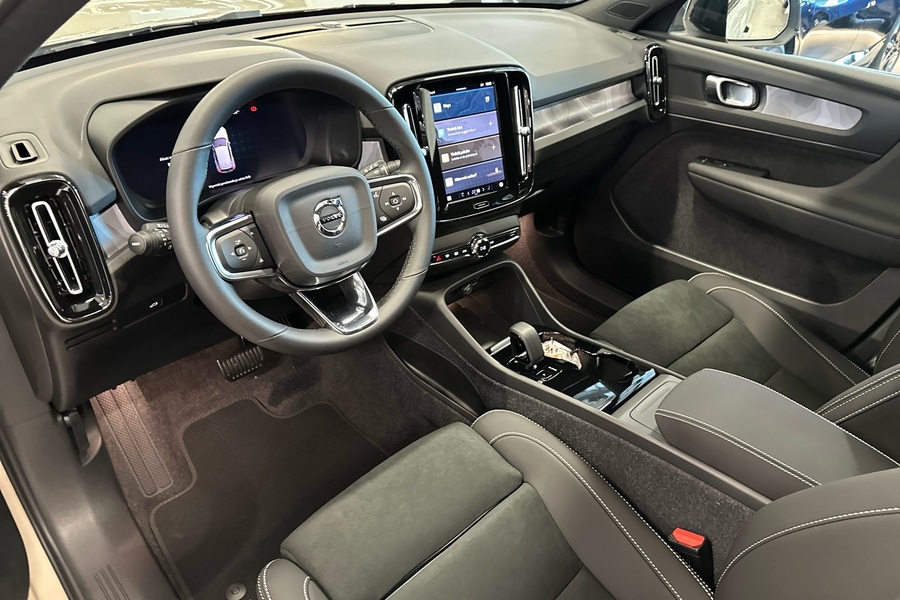 Volvo EX40 vaihtoauto