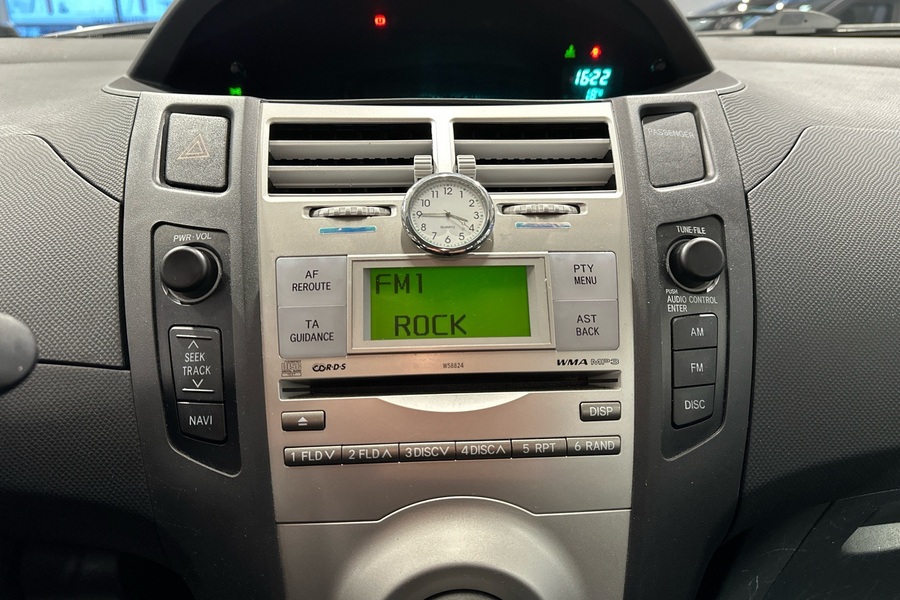 Toyota Yaris vaihtoauto