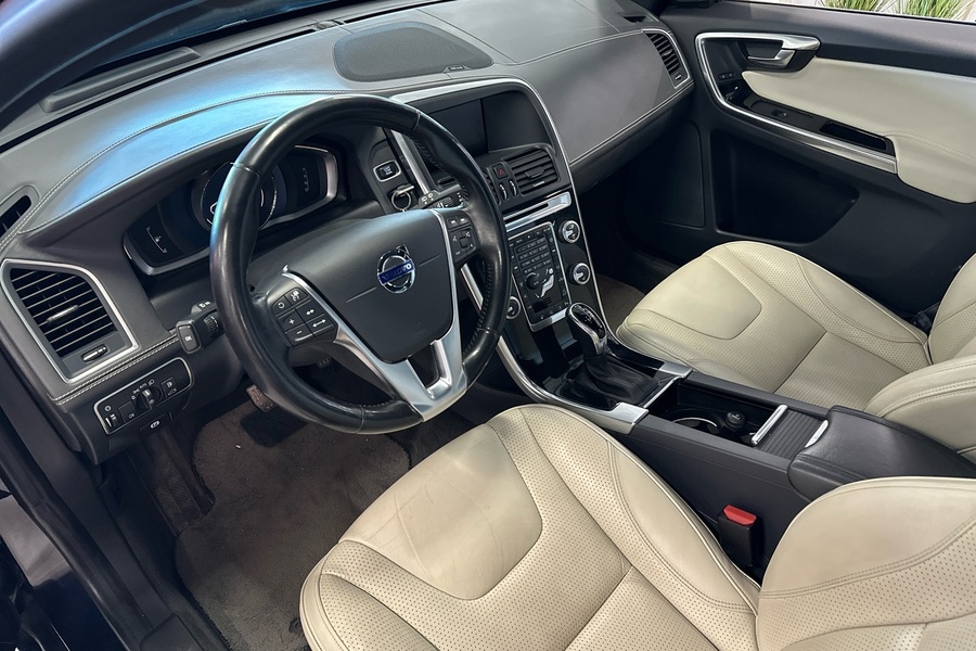 Volvo XC60 vaihtoauto