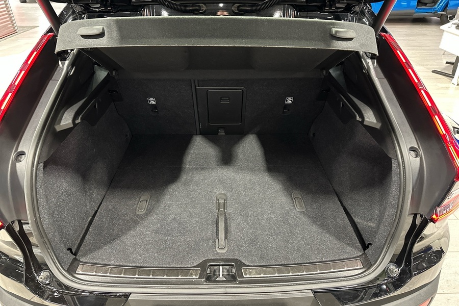 Volvo C40 vaihtoauto