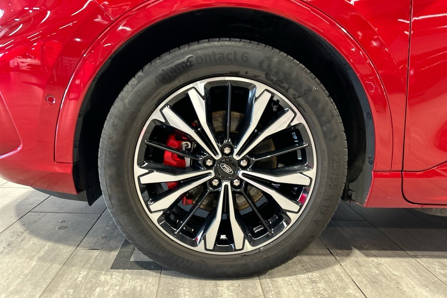Ford Kuga vaihtoauto