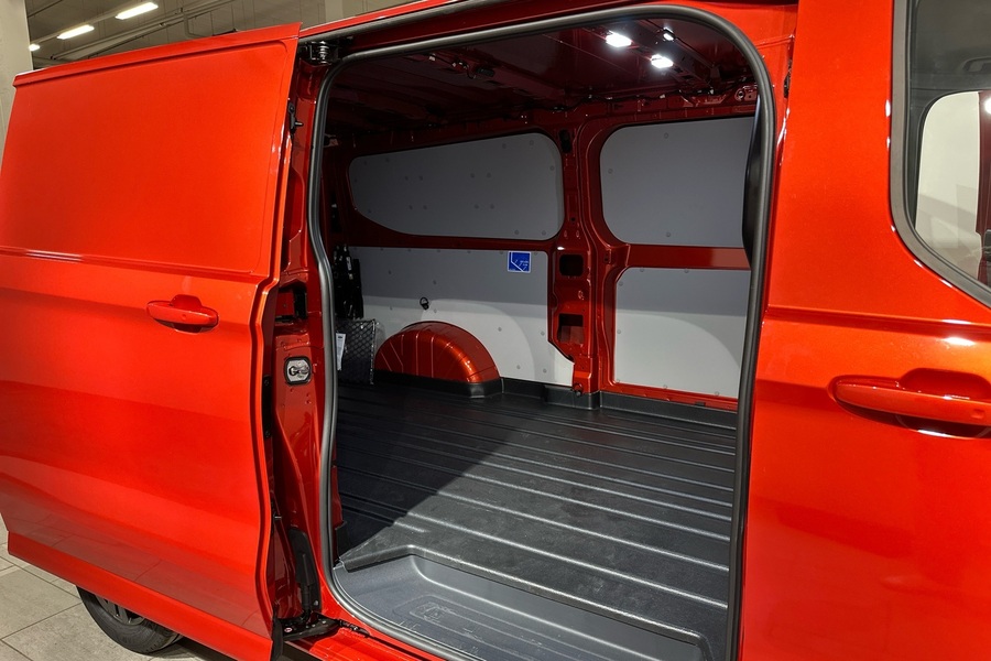 Ford Transit Custom vaihtoauto